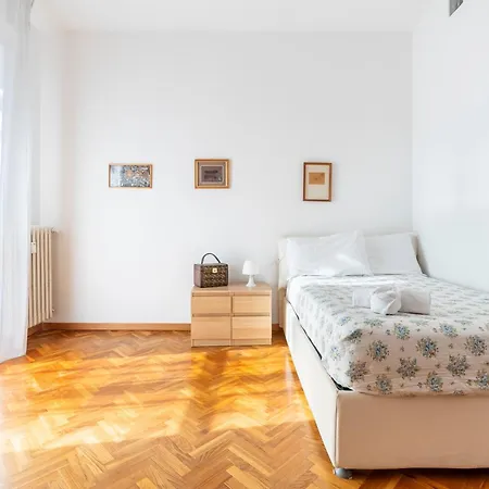 Varlungo Charming With Terrace